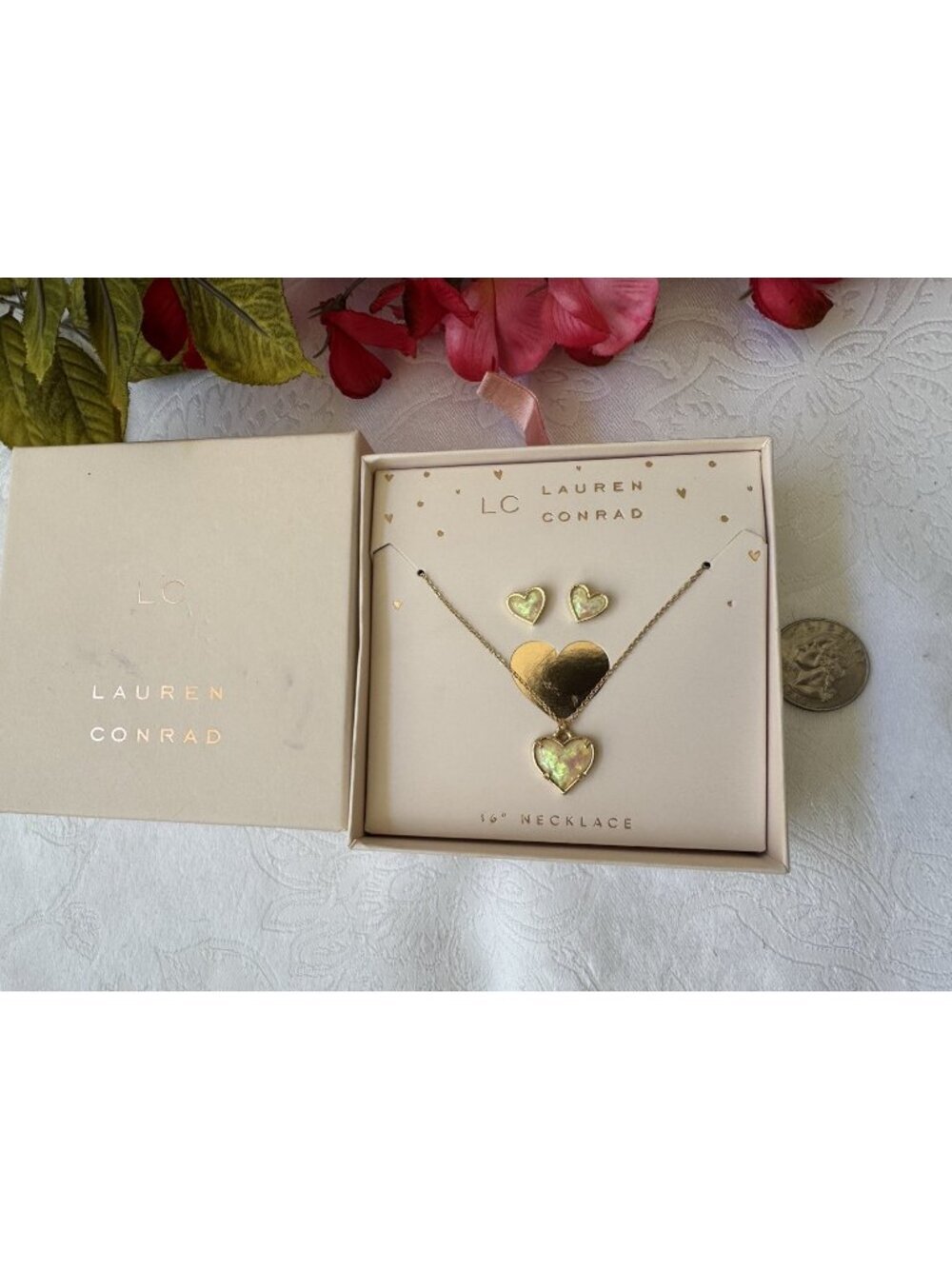 LC Lauren Conrad Goldtone Shimmer Heart Necklace Earring Set 2 PC Gift Box 16"